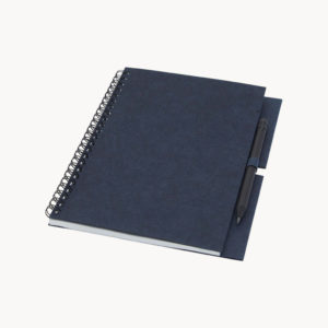 cuaderno-papel-reciclado-lapiz-negro-azul-marino